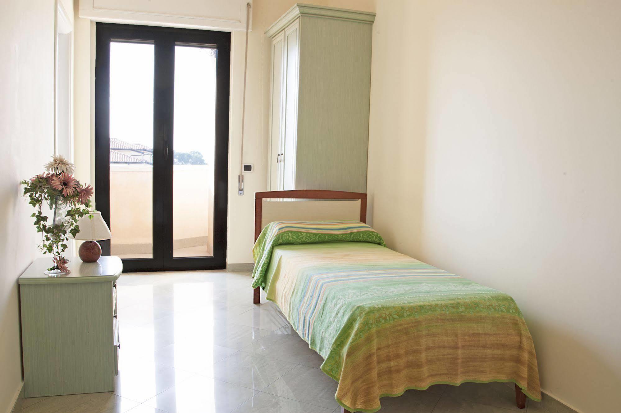 Blu Hotel San Nicola Manfredi Eksteriør bilde