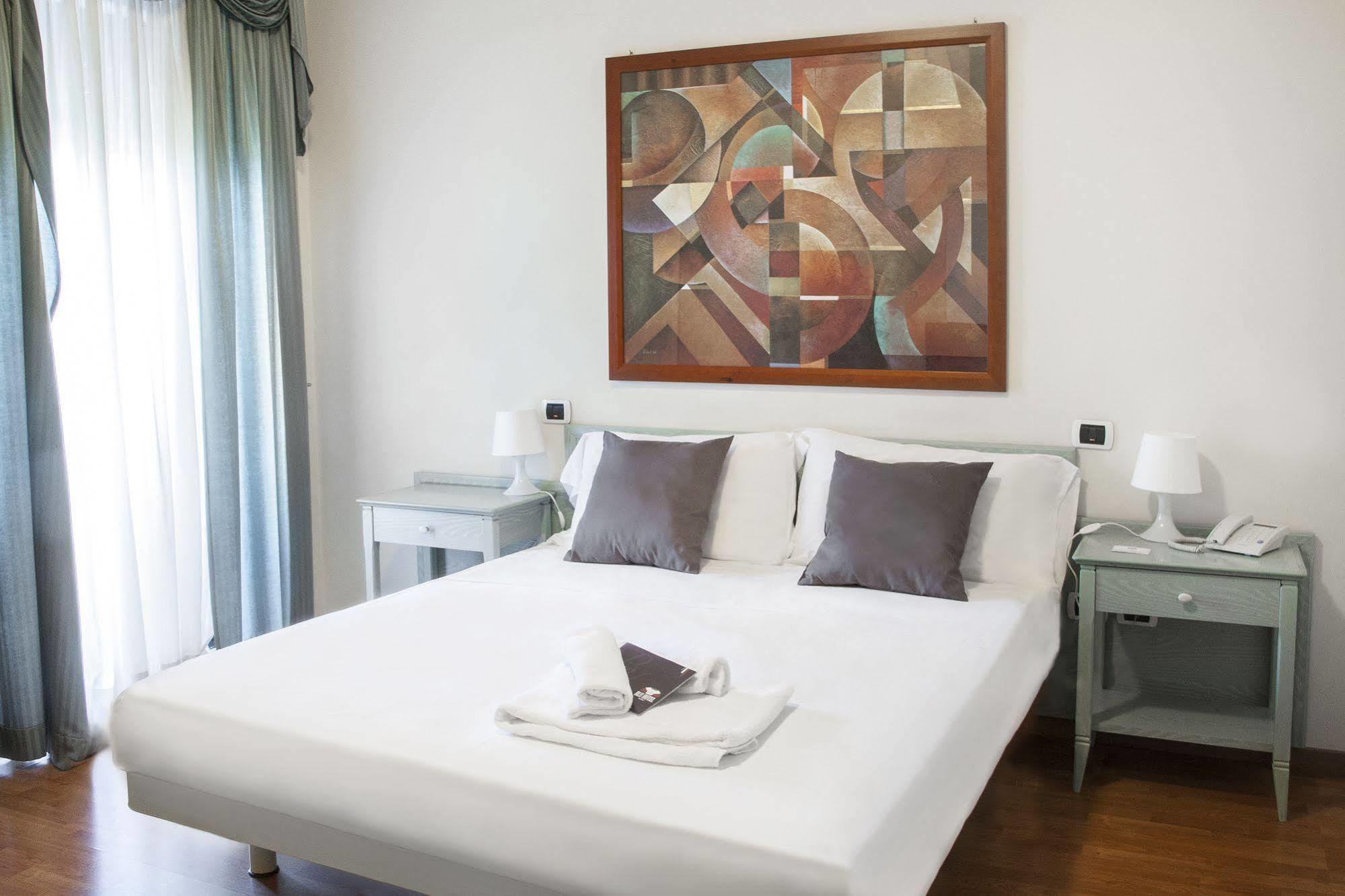 Blu Hotel San Nicola Manfredi Eksteriør bilde