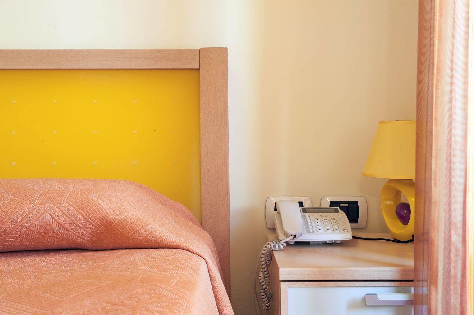 Blu Hotel San Nicola Manfredi Eksteriør bilde